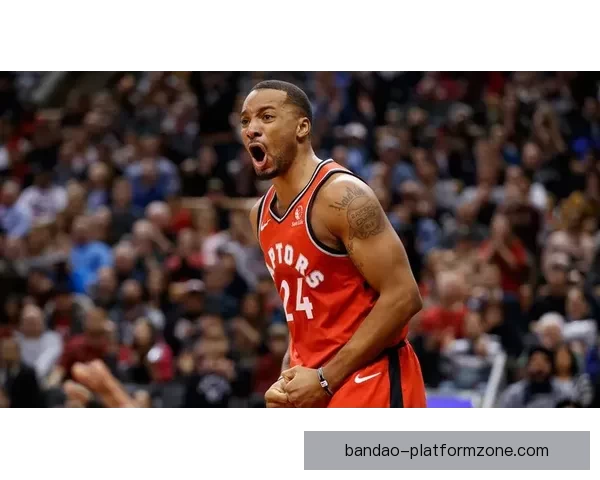 鲍威尔表示只要球队获胜愿意承担任何角色首发实力不容小觑